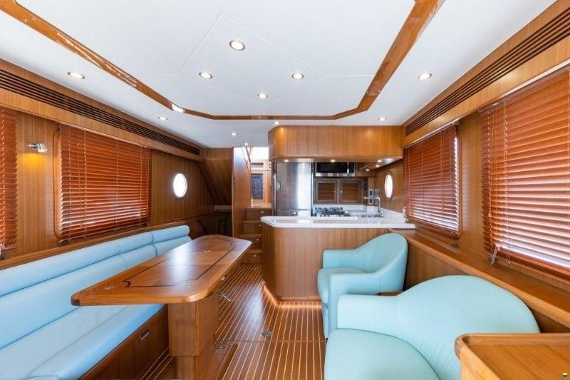 Selene 46'