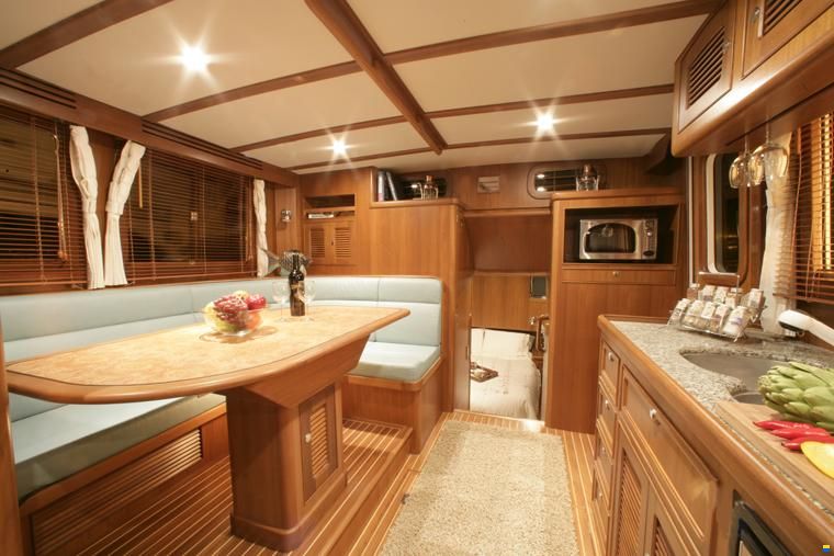Selene 38