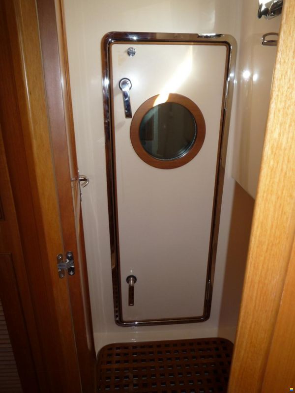 Selene 38