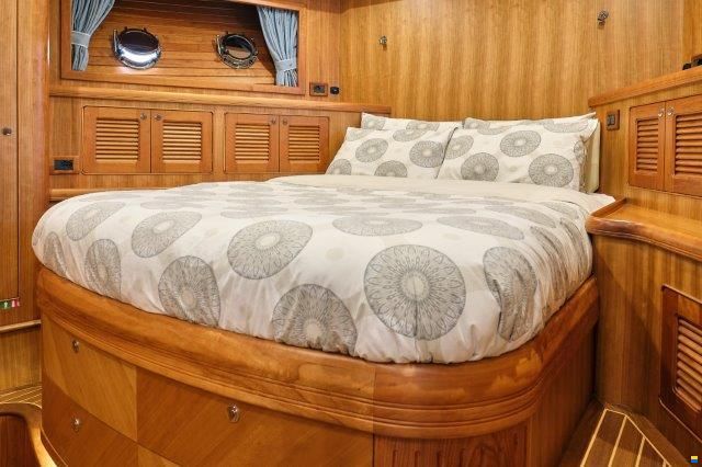 Selene 72 explorer