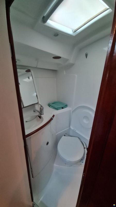 Beneteau Oceanis 423