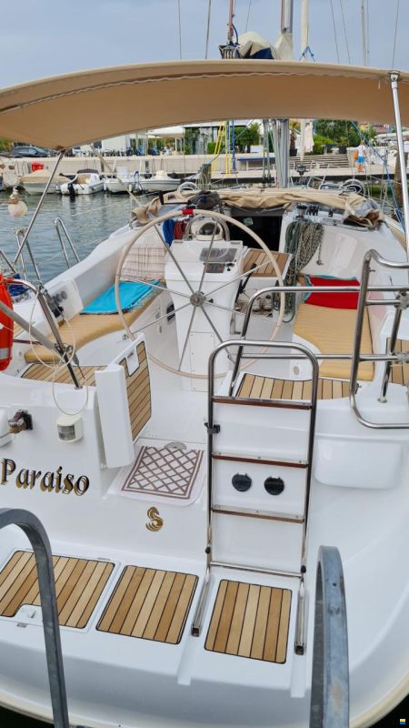 Beneteau Oceanis 423