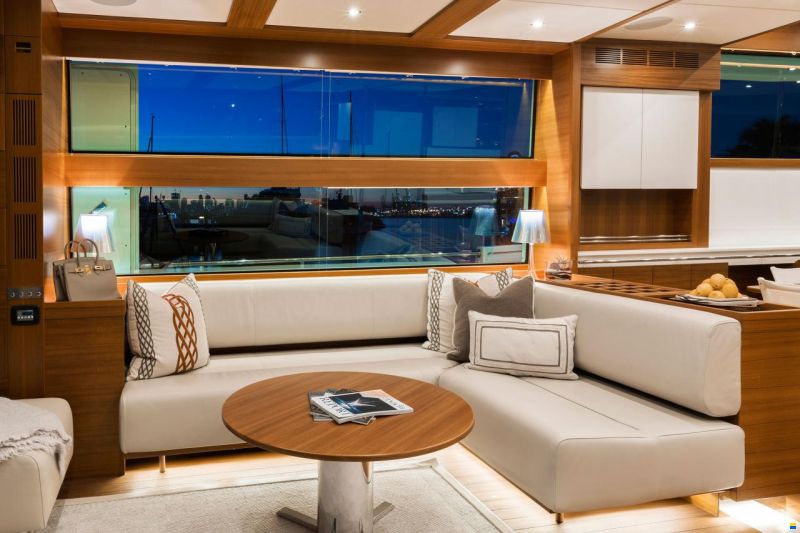 Delta Powerboats 88 Carbon