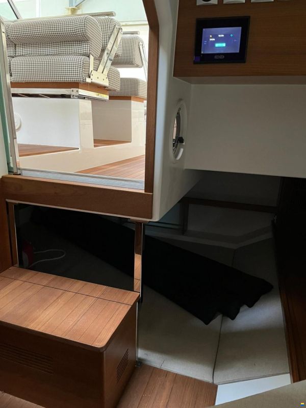 Delta Powerboats 33 Open