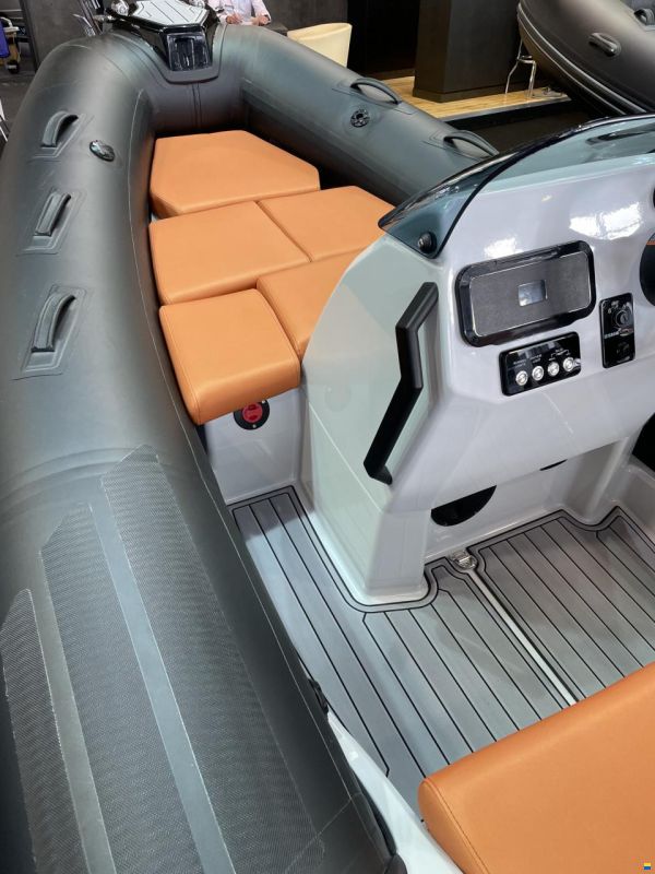 Brig Inflatable Boats Eagle 4 Hypalon