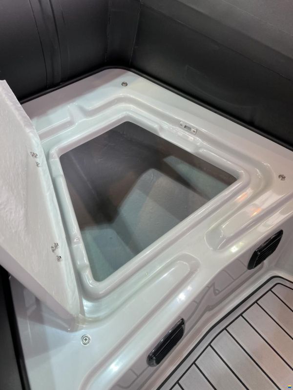 Brig Inflatable Boats Eagle 4 Hypalon