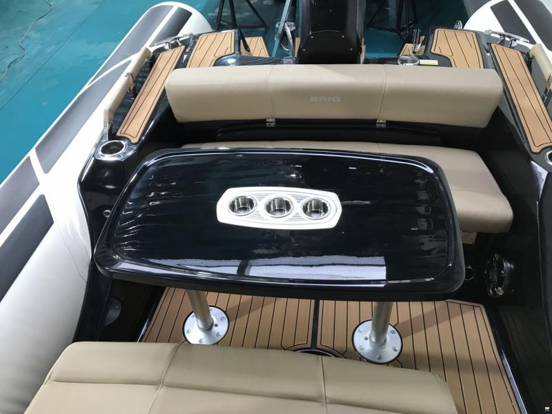 Brig Inflatable Boats Eagle 8