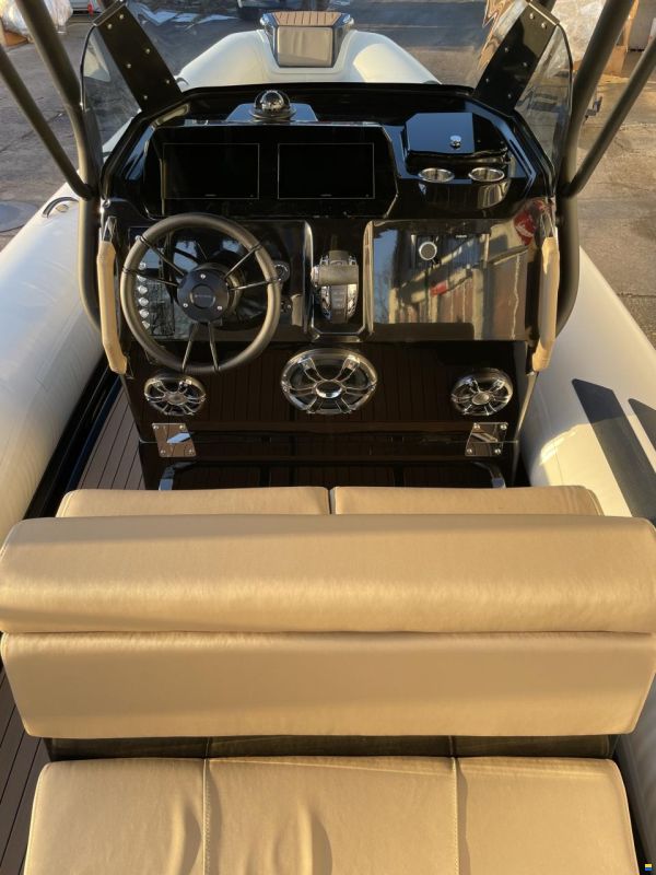 Brig Inflatable Boats Eagle 8