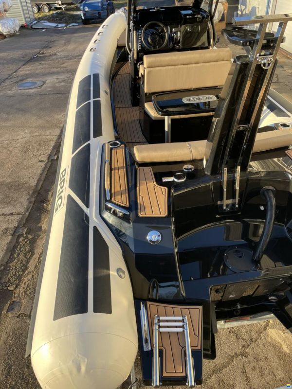 Brig Inflatable Boats Eagle 8