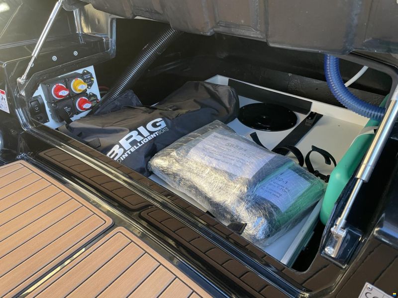 Brig Inflatable Boats Eagle 8