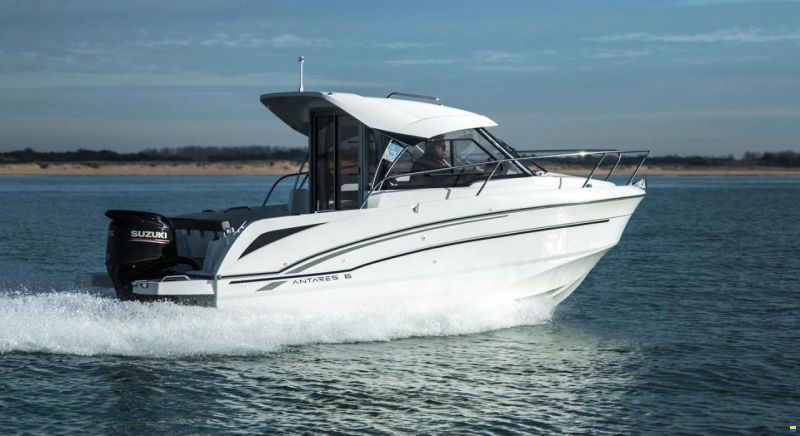 Beneteau Antares 6