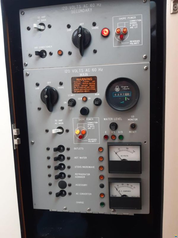 Sea Ray 340 Sundance