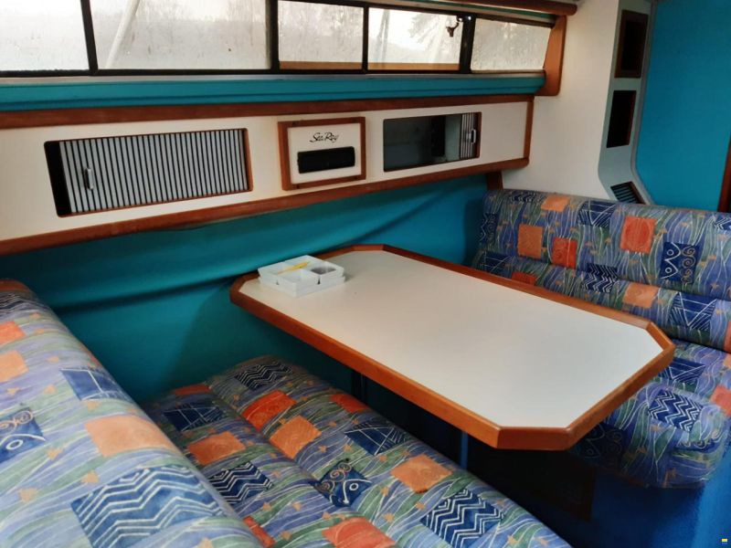 Sea Ray 340 Sundance