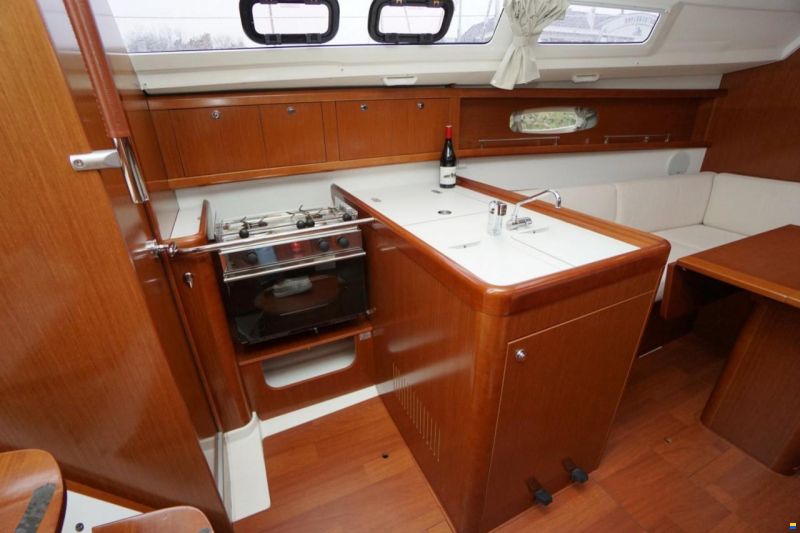 Beneteau Oceanis 31