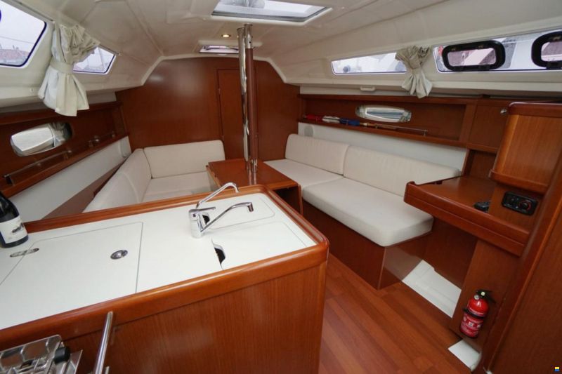 Beneteau Oceanis 31