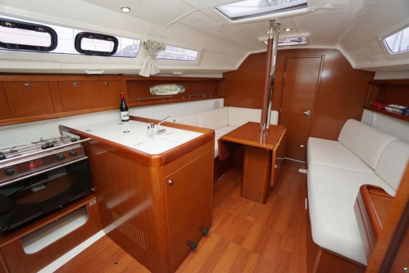 Beneteau Oceanis 31