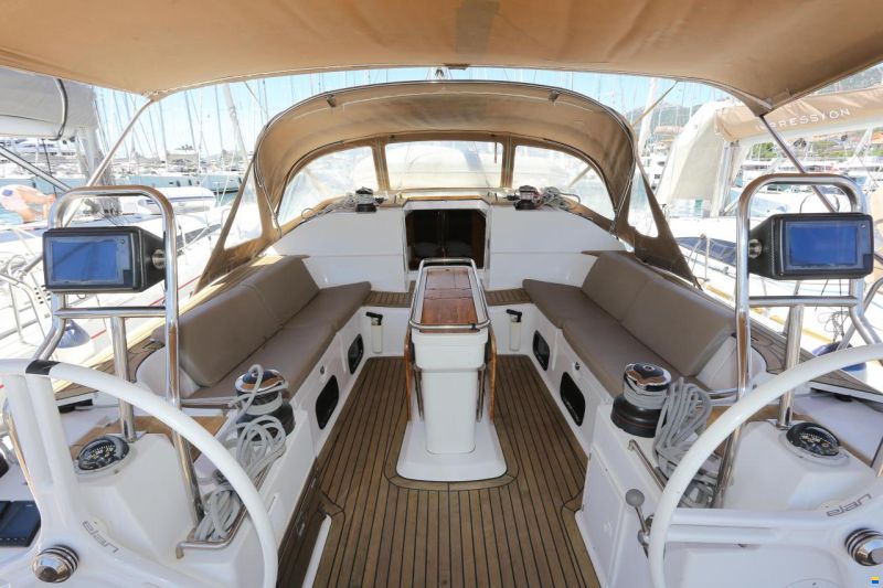 Elan 50 Impression