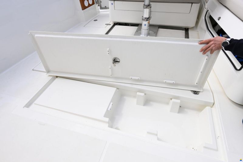 Rhéa 32 Open