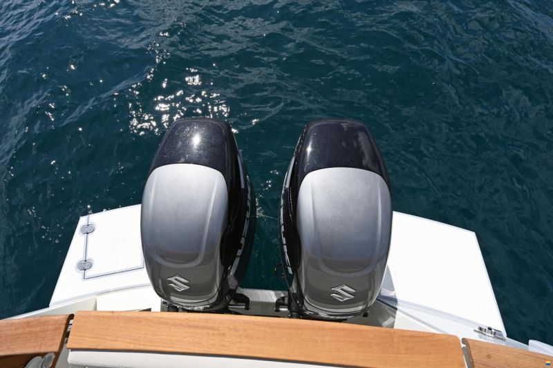 Rhéa 32 Open