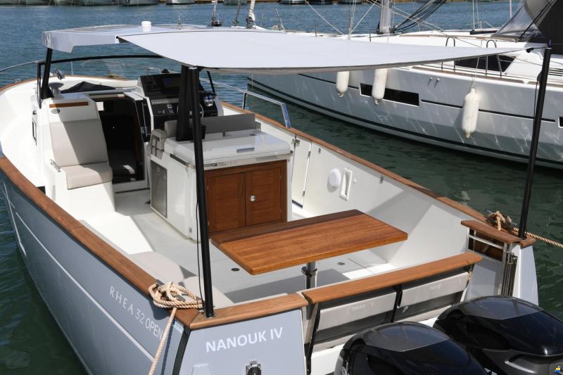 Rhéa 32 Open
