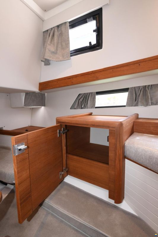 Rhéa 32 Open