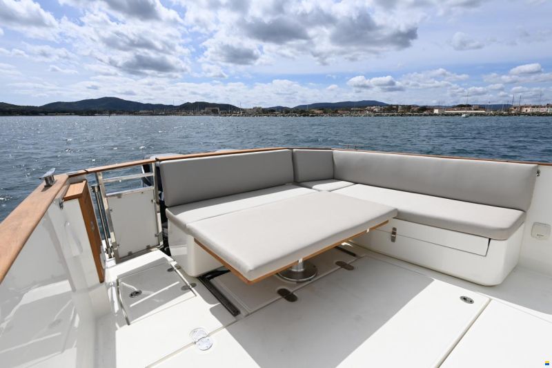 Rhéa 32 Open