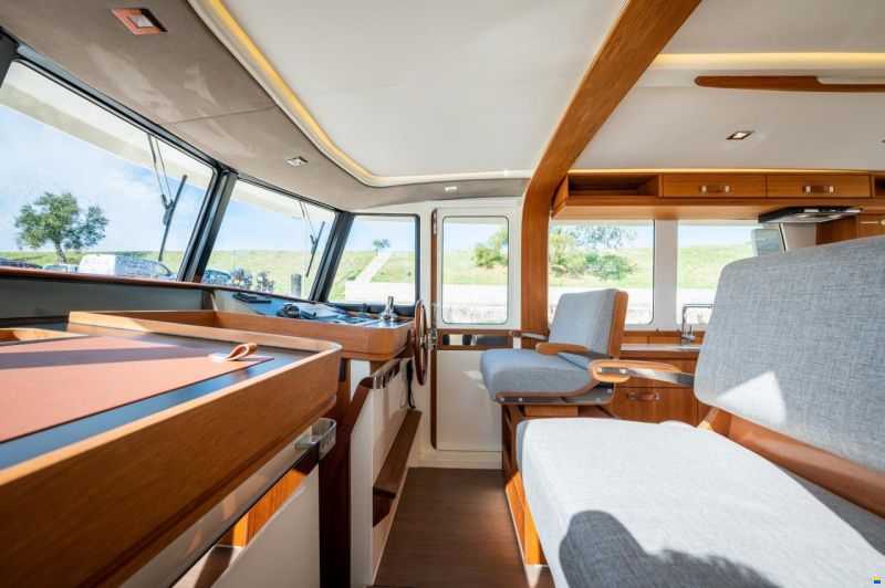 Rhéa 34 Trawler