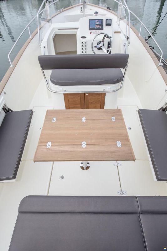 Rhéa 27 Open