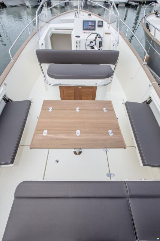 Rhéa 27 Open