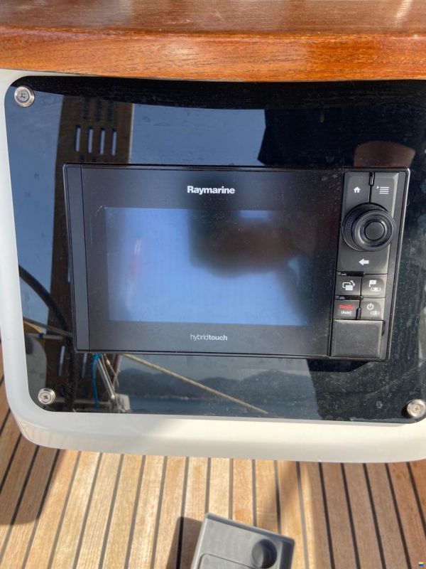 Beneteau Oceanis Clipper 523