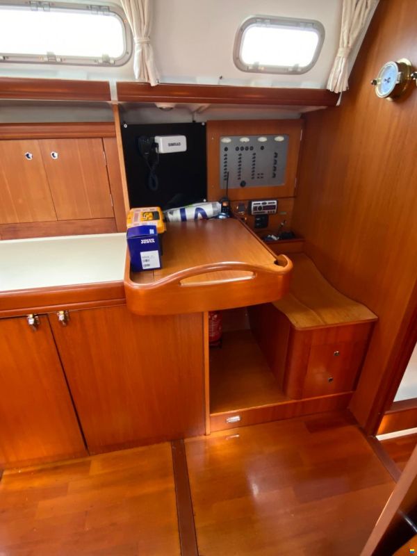 Beneteau Oceanis Clipper 523