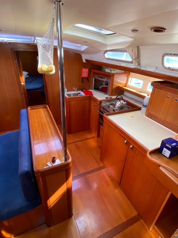Beneteau Oceanis Clipper 523