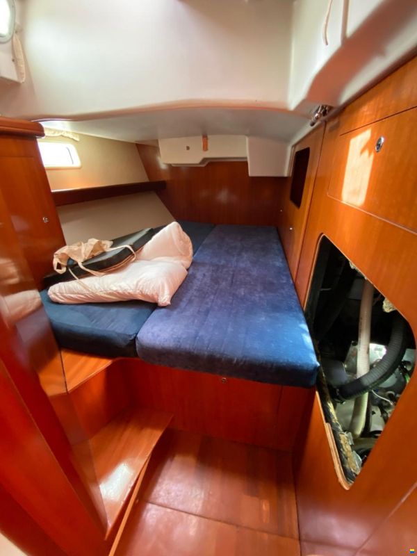 Beneteau Oceanis Clipper 523