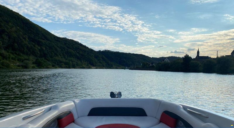 Crownline E6 BOWRIDER