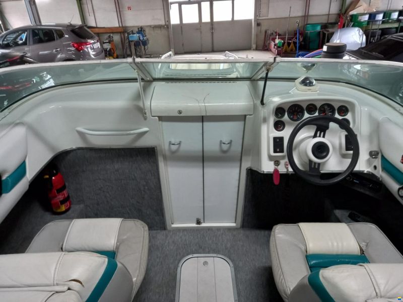 Chris Craft 198 Cuddy