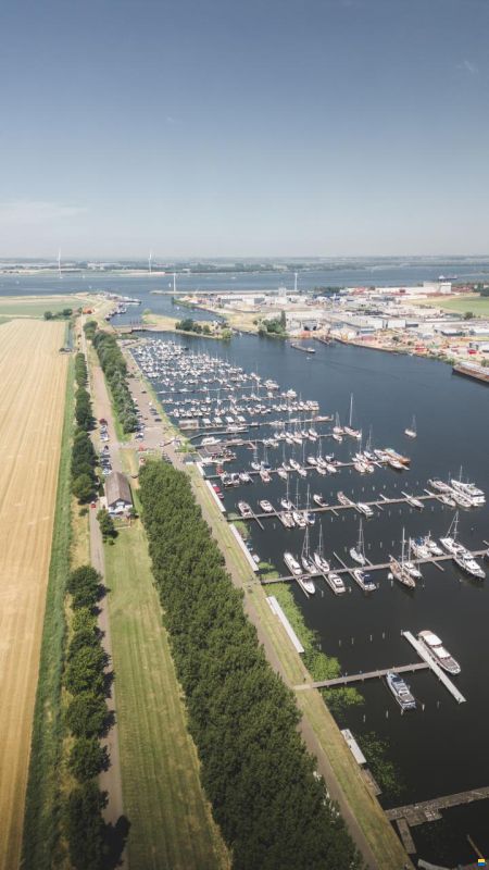 Ligplaatsen PER DIRECT beschikbaar!