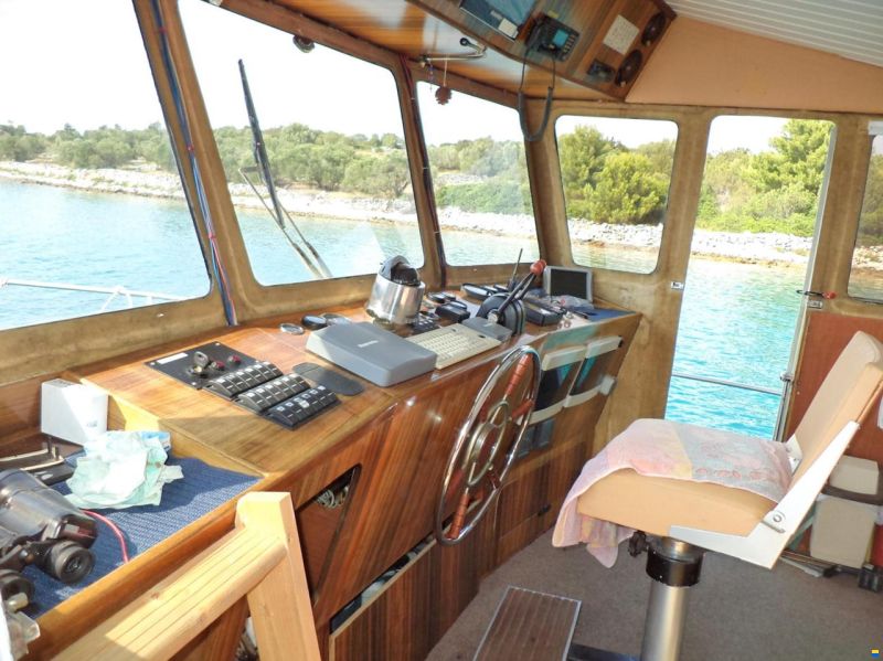 Steel Yacht