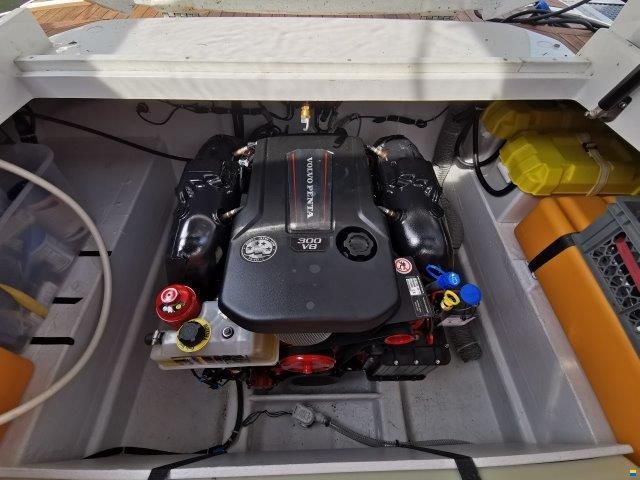Cobrey 28 SC/SCL mit Bodenseezulassung 300 PS