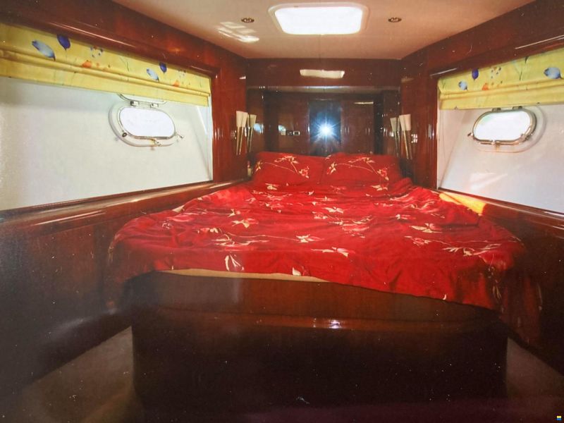 Duabai yacht, Dubai Marine