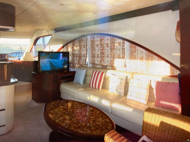 Duabai yacht, Dubai Marine