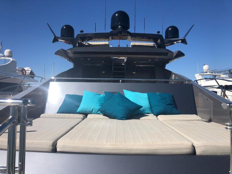 Palmer Johnson 120