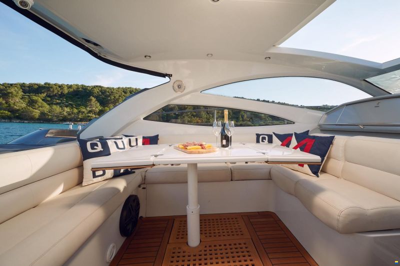 Pershing 50