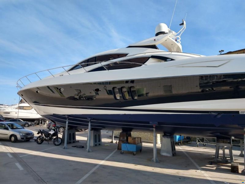 Sunseeker Predator 72