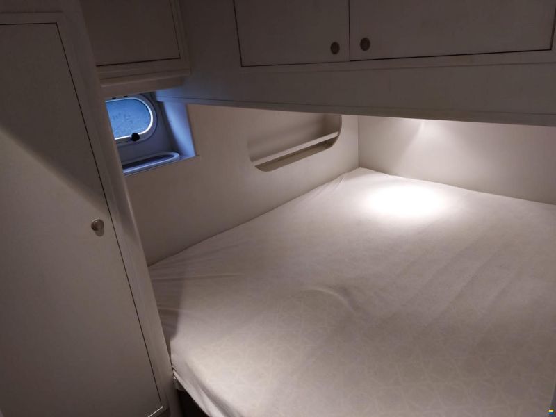 Neptunus 138 Sedan Fly