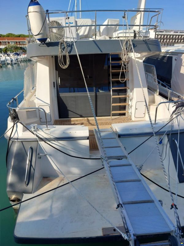 Neptunus 138 Sedan Fly