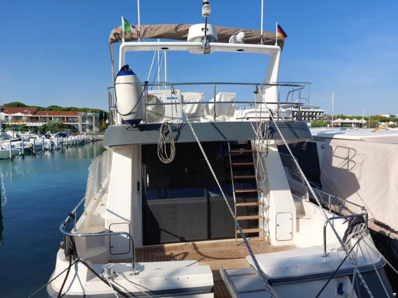Neptunus 138 Sedan Fly