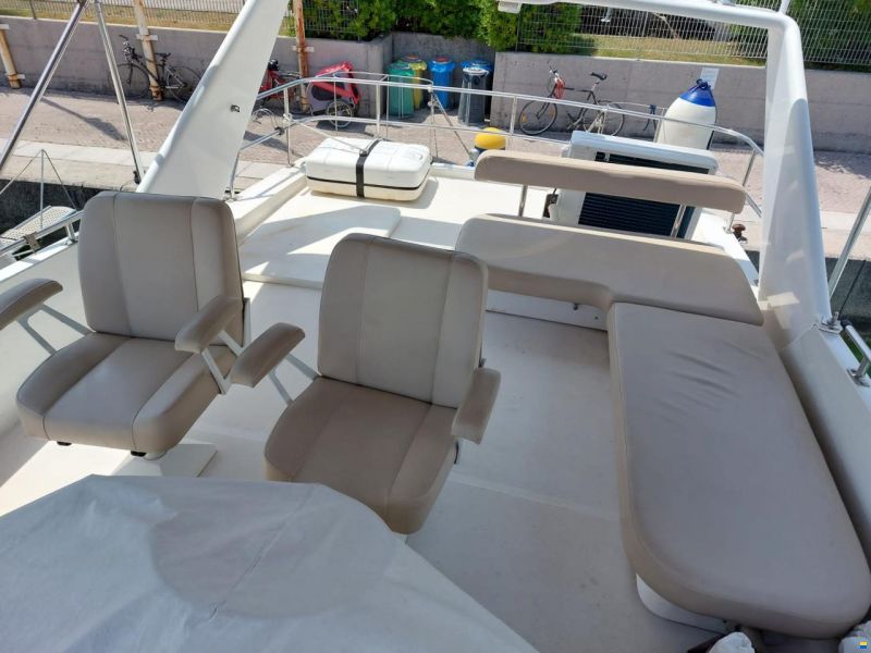 Neptunus 138 Sedan Fly