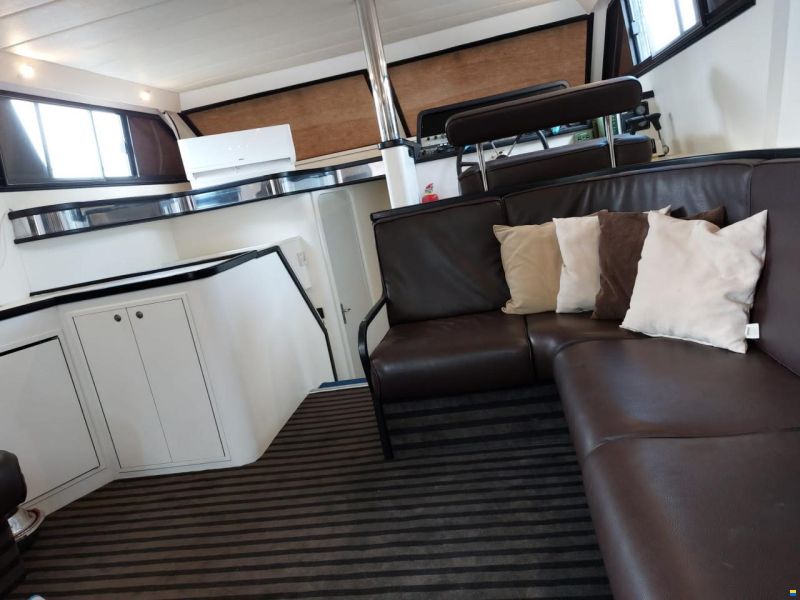 Neptunus 138 Sedan Fly