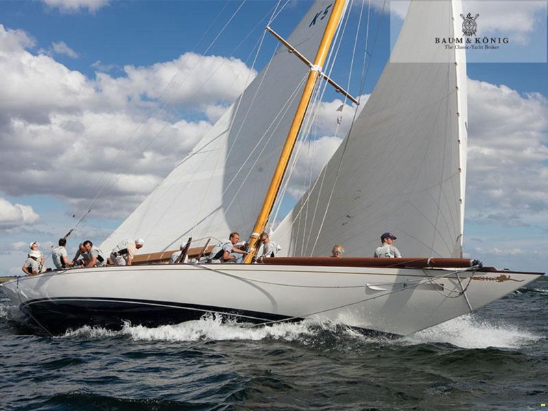 William Fife & Son VANITY V - 12mR