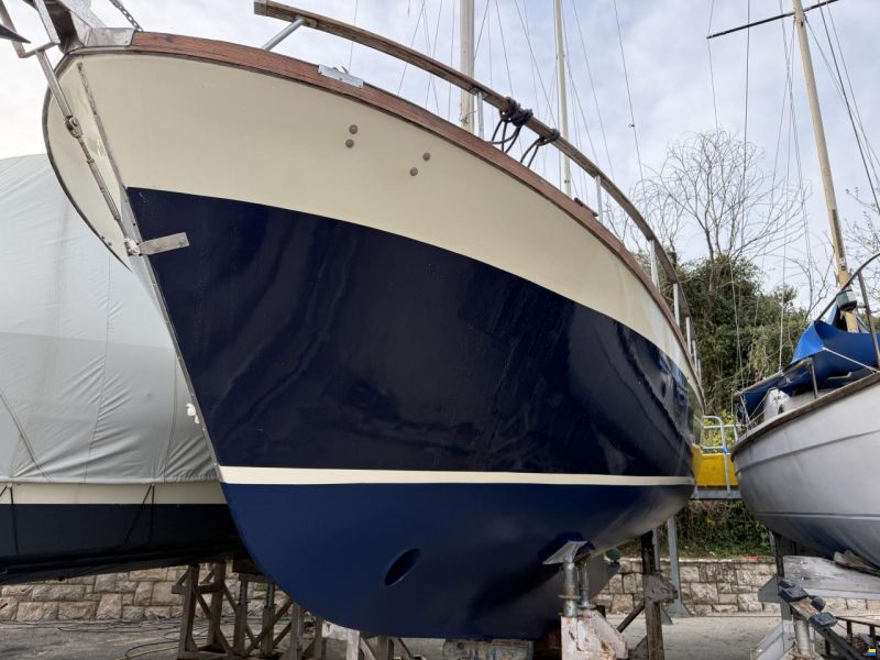Nauticat 33